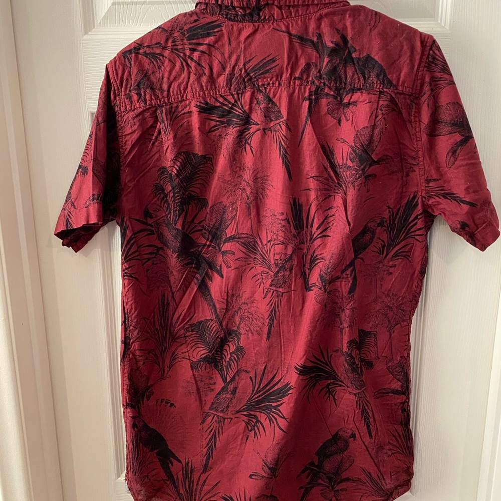 Maroon short sleeve - Picture 2 of 2
